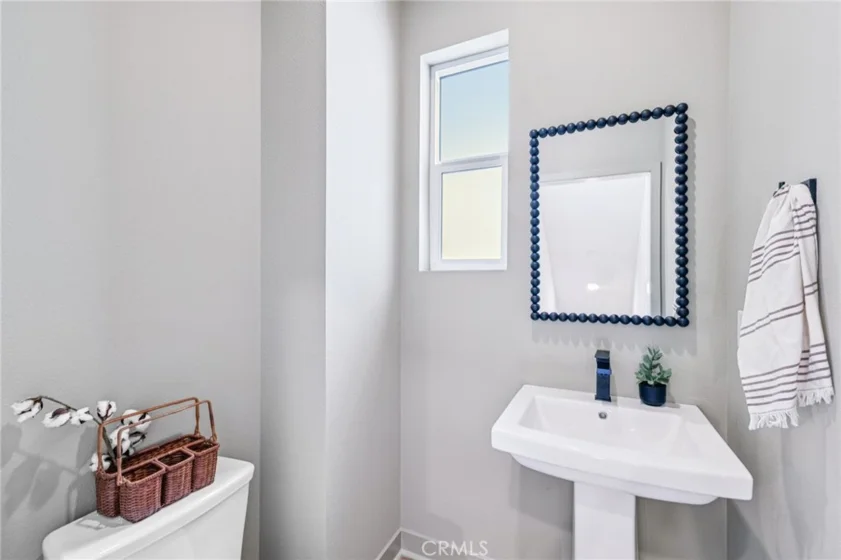 1686 Constellation Drive photo 23