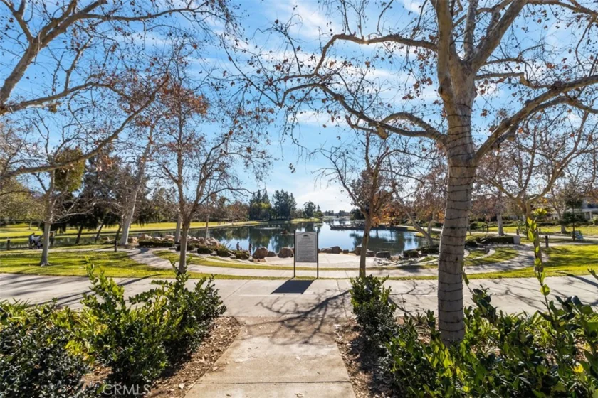 23 Vista Colinas photo 1