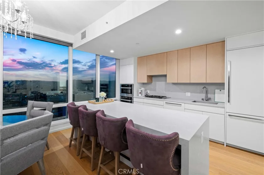 877 Francisco Street #4111 photo 4