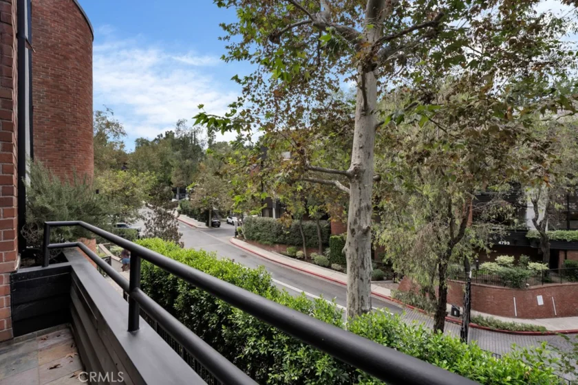 4792 Park Encino Lane #102 photo 10