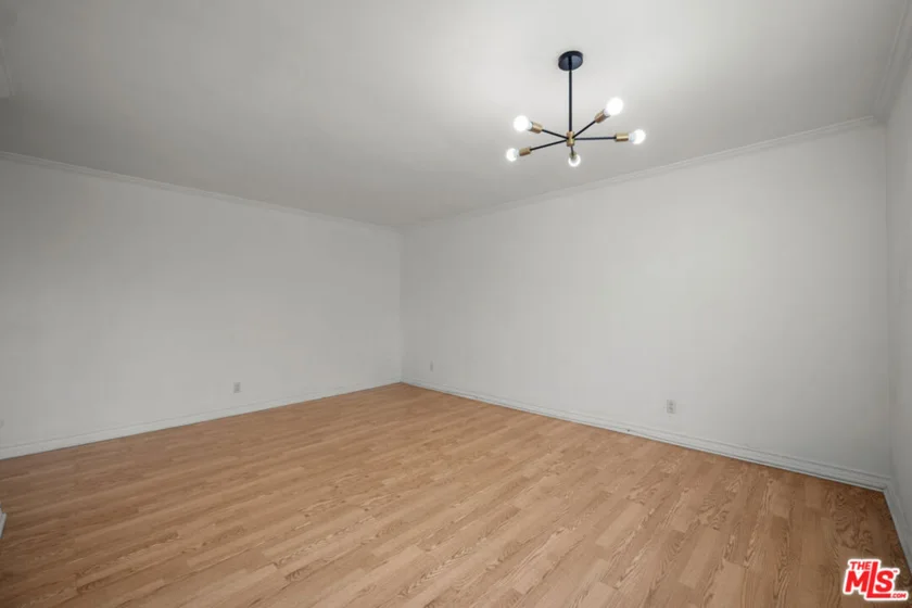 1485 E Wilson Avenue #L photo 8
