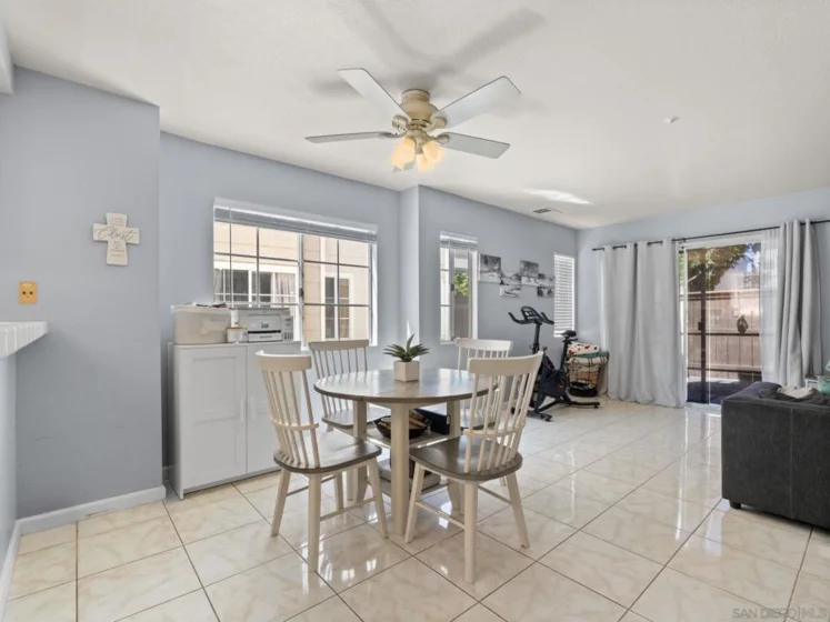8946 Arlingdale Way photo 10
