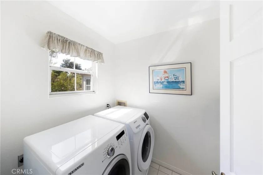 8 Longbourn Aisle photo 23