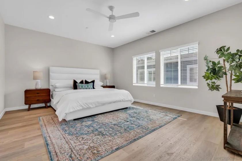 1345 Holly Avenue photo 24