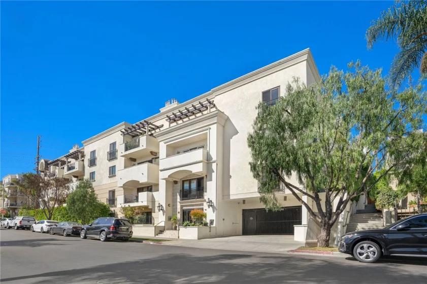 11863 Darlington Avenue #301 photo 1