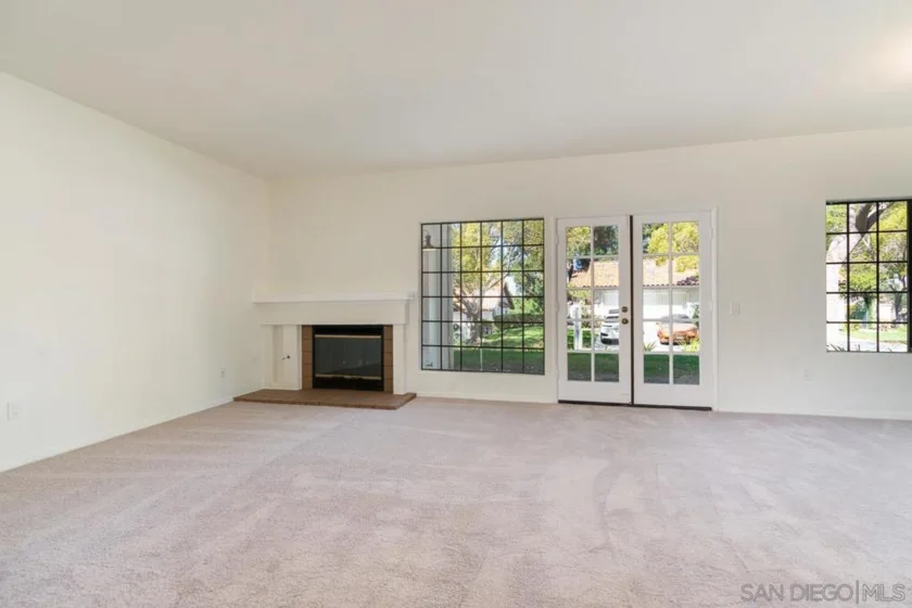 16238 Avenida Venusto #A photo 8