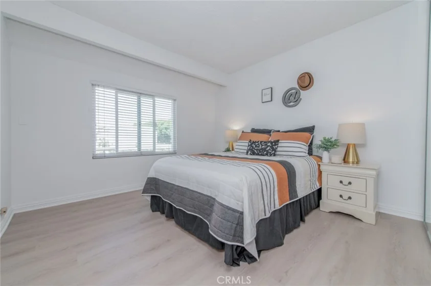 44 Fallbrook photo 10