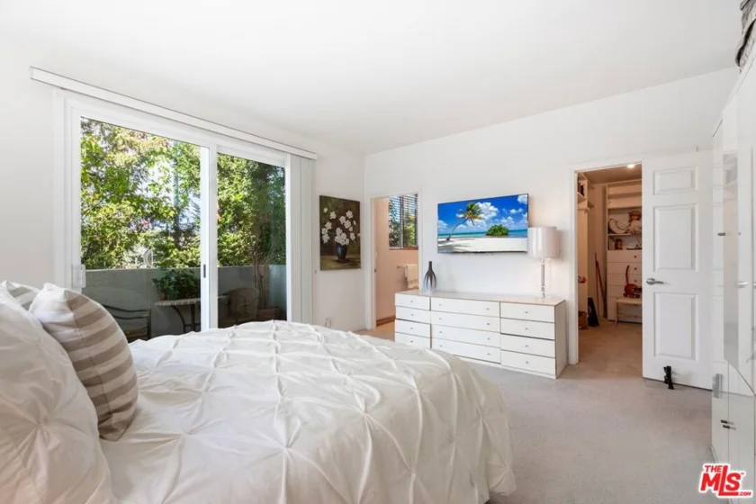 11535 Rochester Avenue #308 photo 6