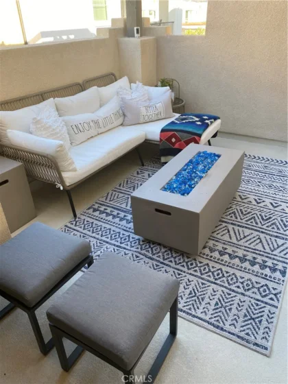3090 Doheny photo 16
