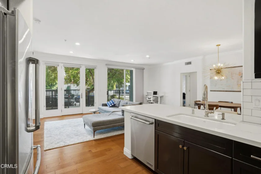 629 Traction Avenue #105 photo 6