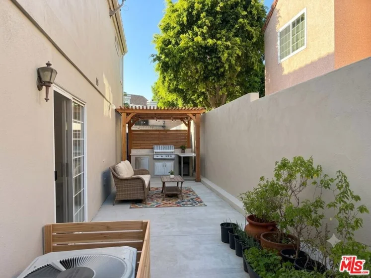 14411 Nordhoff Street #9 photo 43