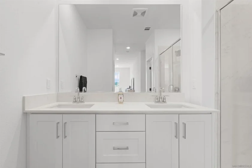 845 Hana Avenue #2 photo 14