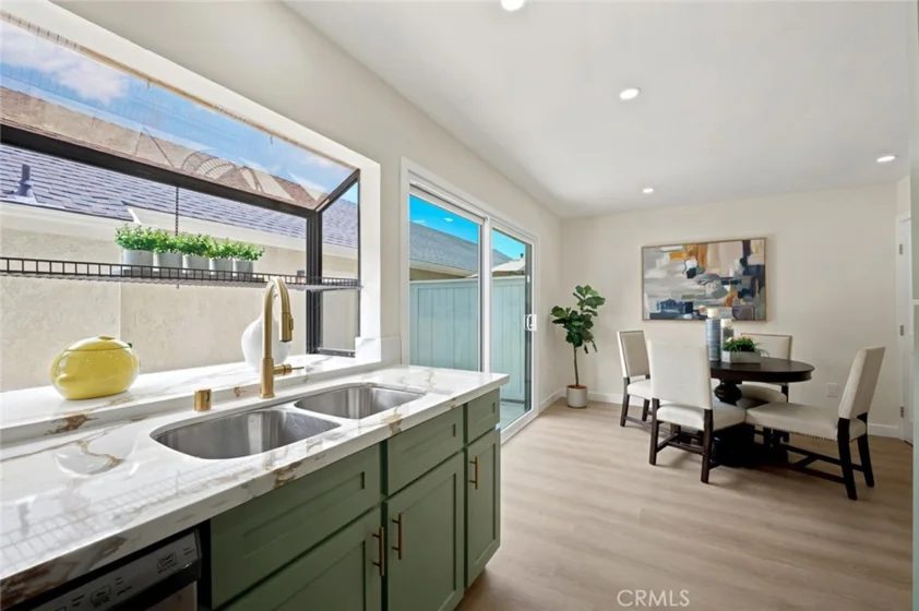 1700 W Cerritos #206 photo 3