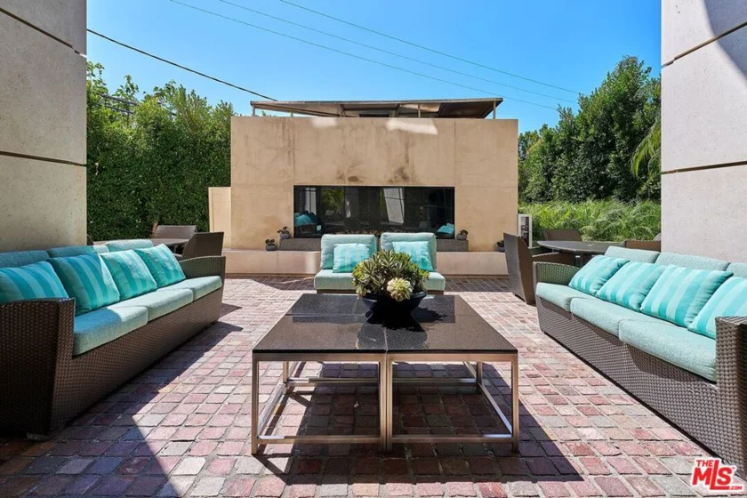 10776 Wilshire Boulevard #603 photo 44