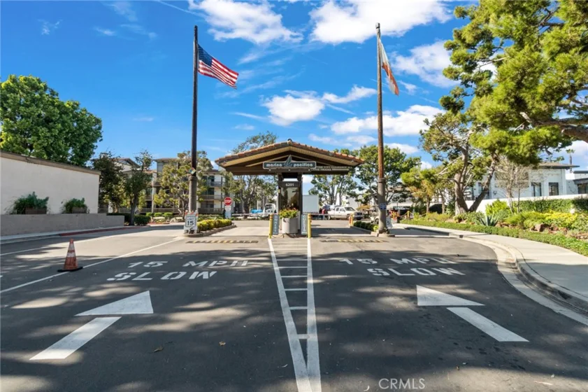 7139 S Marina Pacifica Drive #Key 8 photo 5