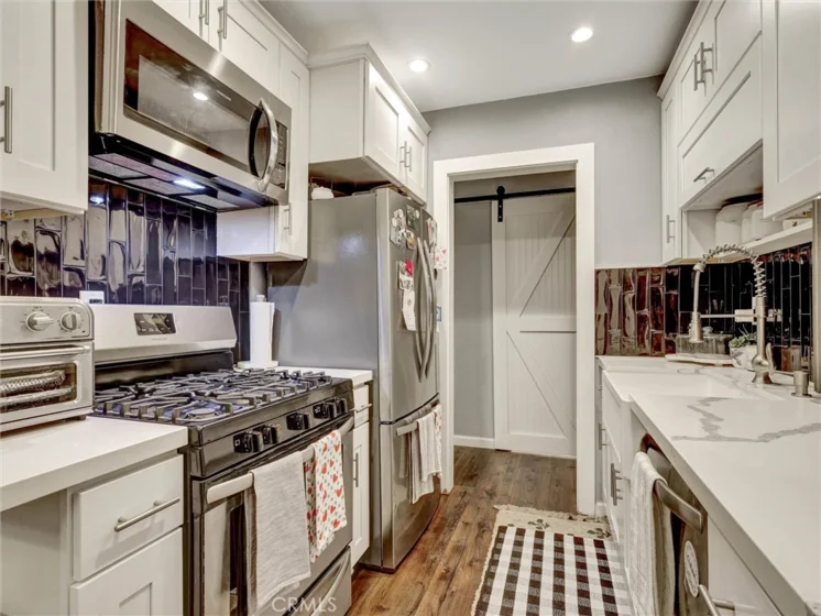 1200 W Lambert #44 photo 15