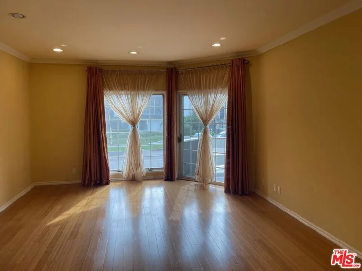 1840 Veteran Avenue #106 photo 22