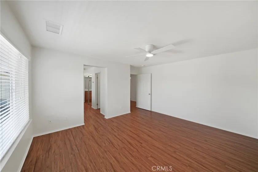 38090 Sherwood Street photo 26