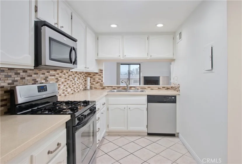 21040 Parthenia Street #26 photo 1