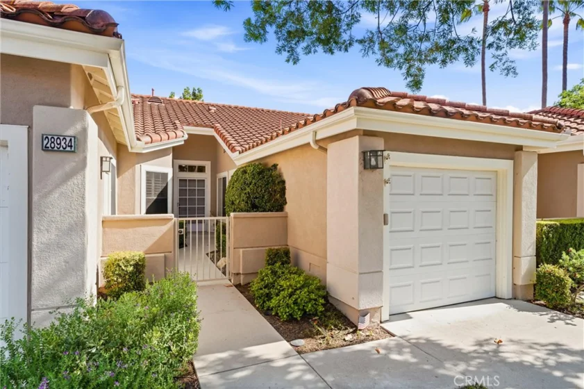 28934 Paseo Picasso photo 3