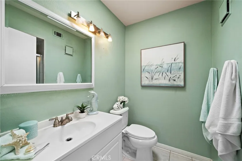 1100 Newport Avenue #404 photo 16