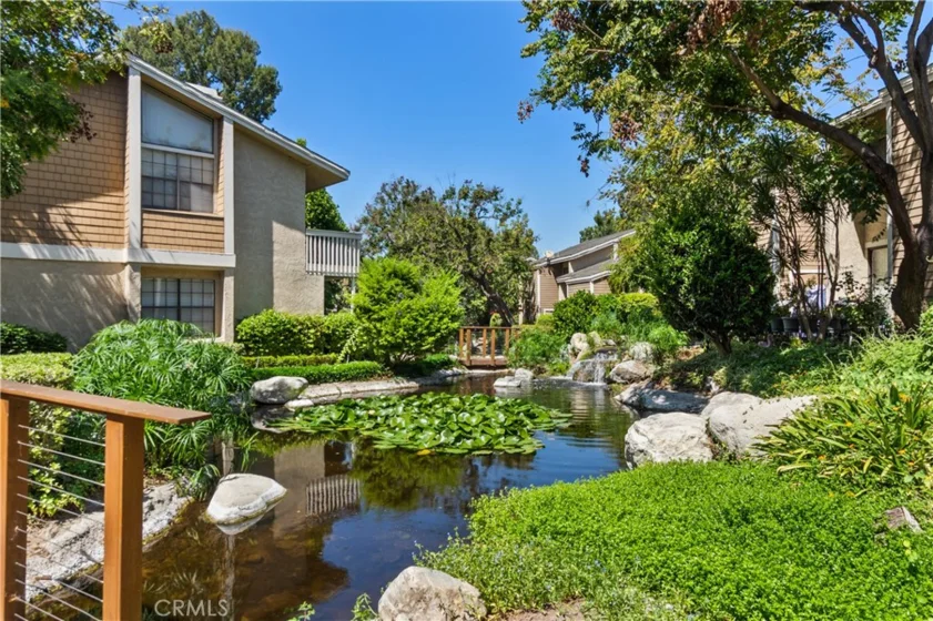 268 Pineview photo 25