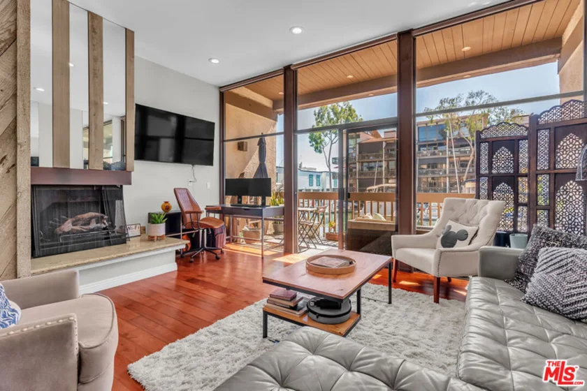 5130 Marina Pacifica Drive photo 5