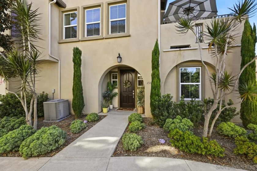 4346 Nautilus Way #6 photo 1