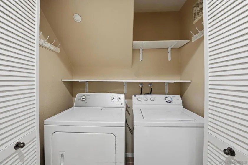 1151 Goddard photo 14
