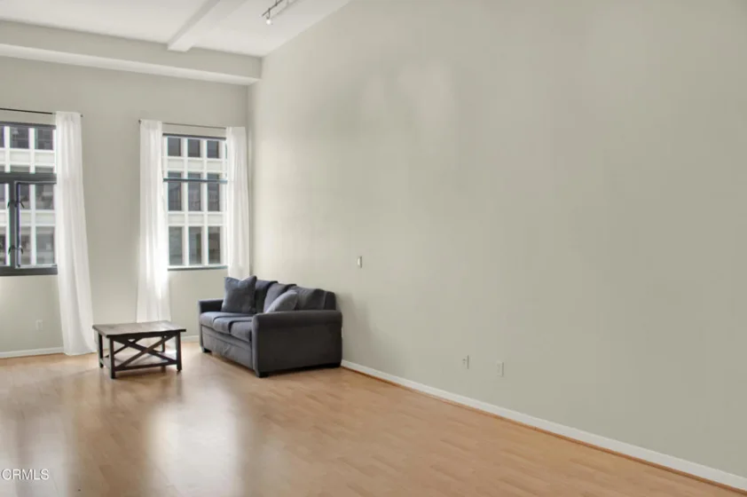 175 S Lake Avenue #406 photo 8