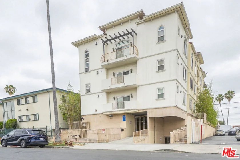 309 S Mariposa Avenue #301 photo 1