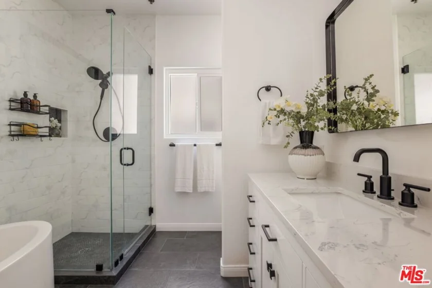12011 Goshen Avenue #105 photo 7
