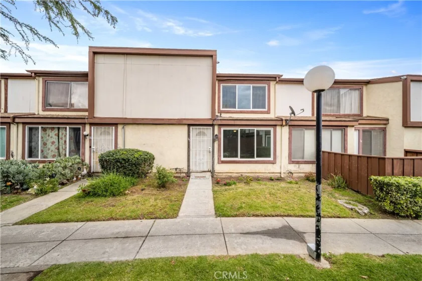 14501 Tupper Street #15 photo 1