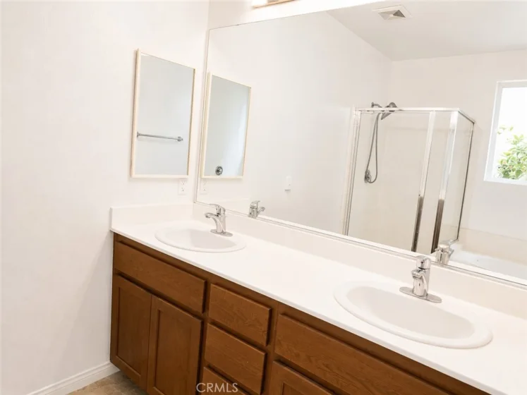 1507 Mission photo 17