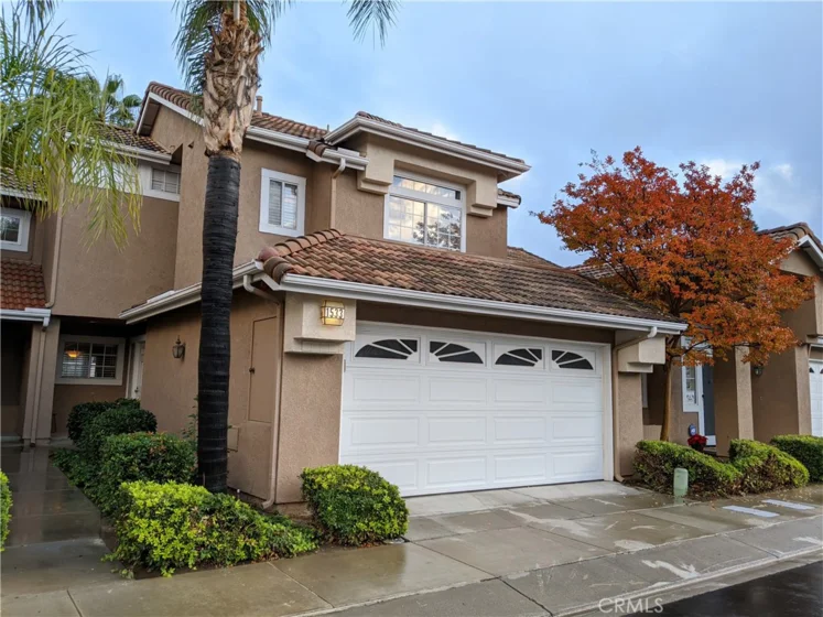 1533 Elegante Court photo 1