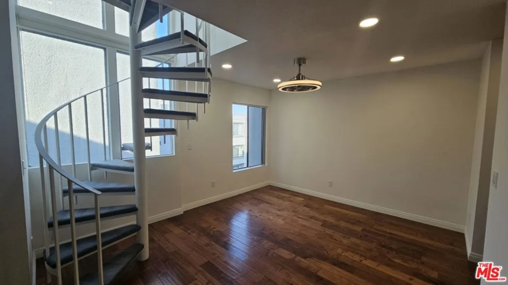 1940 N Highland Avenue #59 photo 13