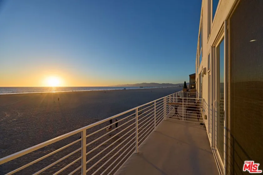 4403 Ocean Front Walk #205 photo 4
