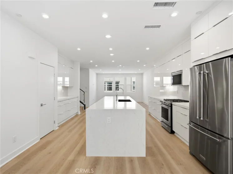 2513 Everly Court photo 35