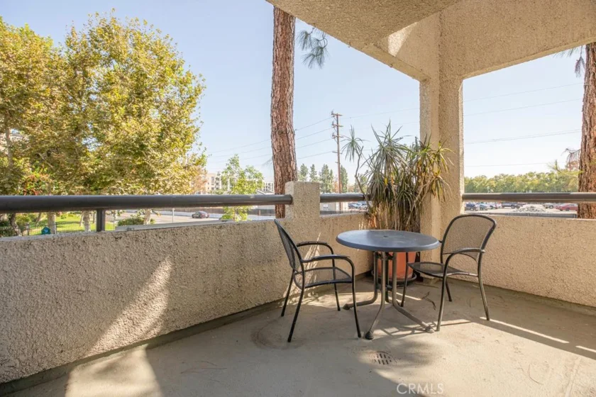 5515 Canoga Avenue #105 photo 17