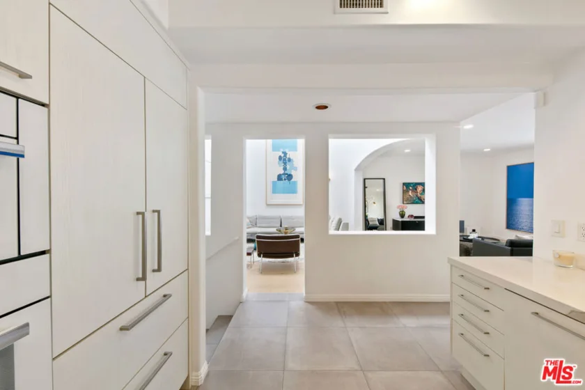 6435 Zumirez Drive #9 photo 7