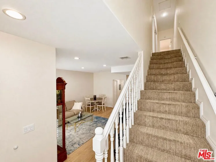 418 E Hardy Street #2 photo 25