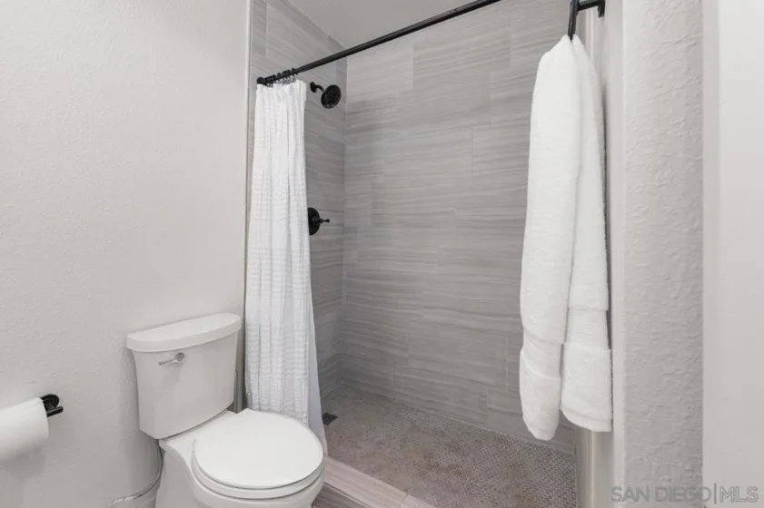 2726 Ariane Drive #46 photo 10