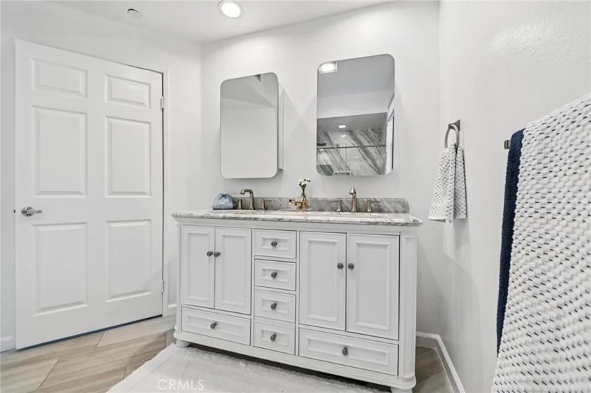 12000 Goshen Avenue #203 photo 11