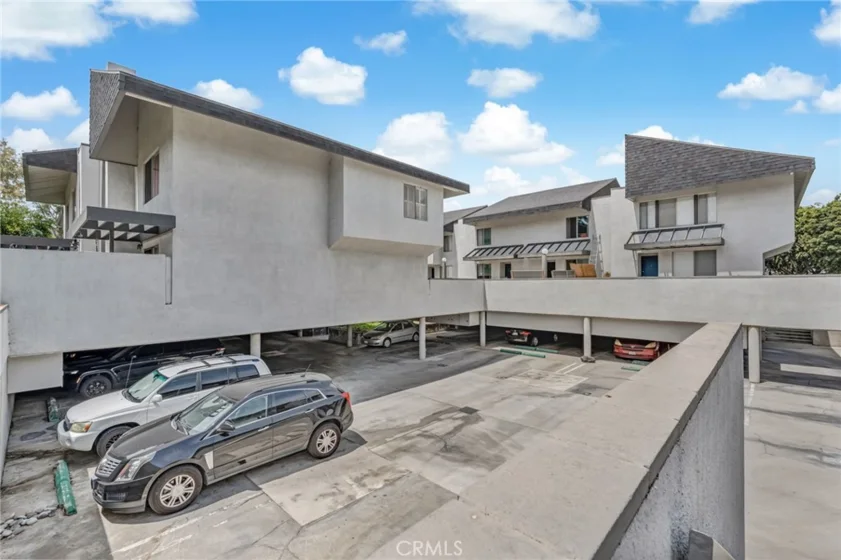 6863 Mulberry photo 50