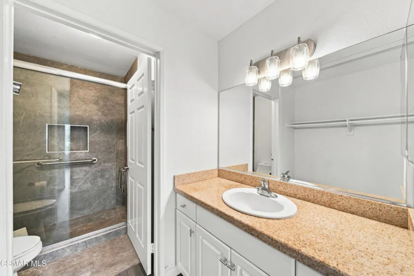 5535 Canoga Avenue #109 photo 10