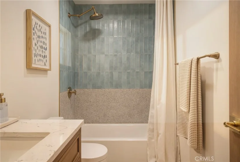 7234 S Marina Pacifica photo 6