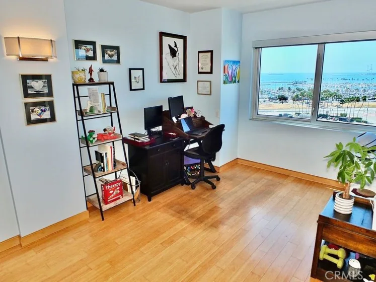 525 E Seaside Way 1007 photo 6