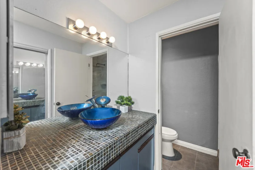 970 Palm Avenue #209 photo 8