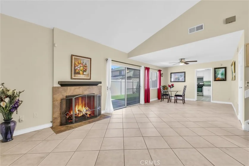 681 Parkview Drive photo 1