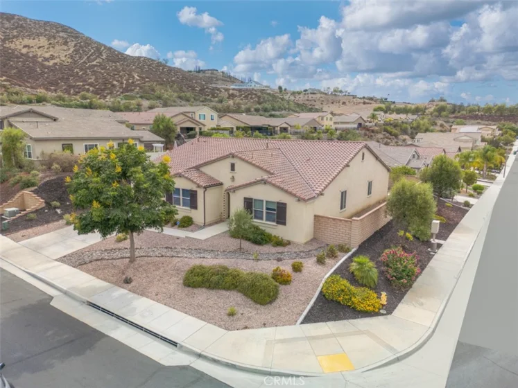 30583 Red Cloud Way photo 1